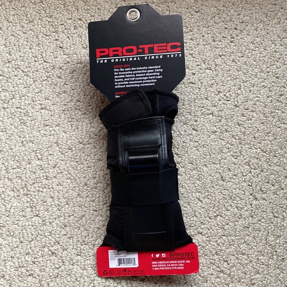 Pro-Tec Wrist Guard - Picture 2 of 6